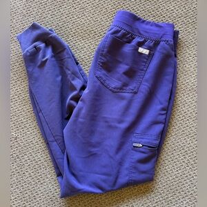 Figs Women’s Zemora Joggers in Purple Jam